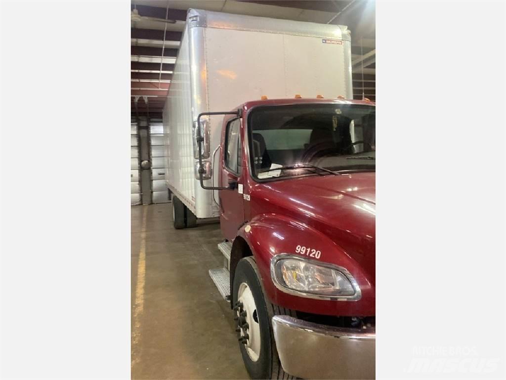 Freightliner M2 شاحنات ذات هيكل صندوقي
