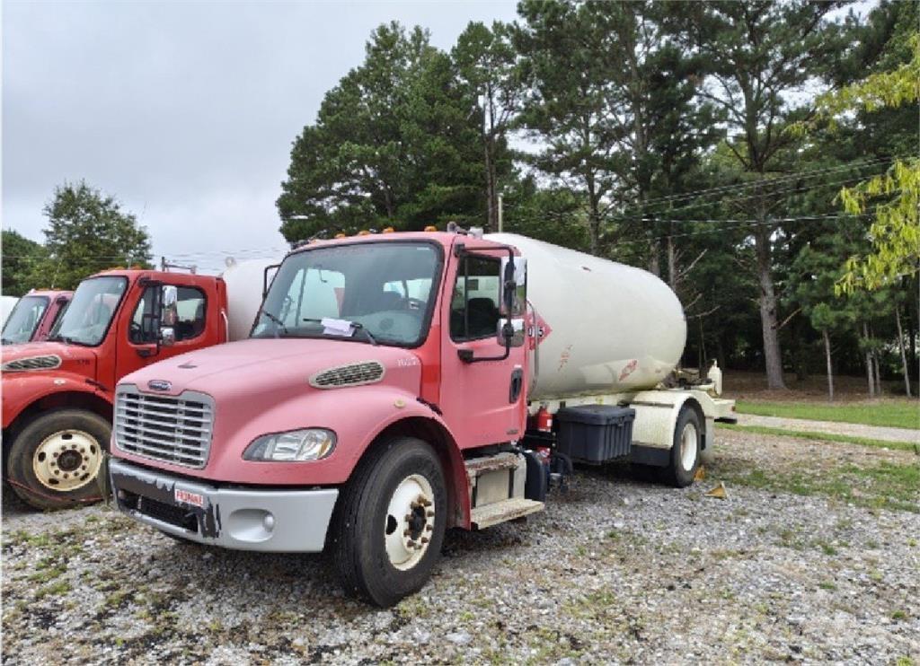 Freightliner M2 شاحنات أخرى