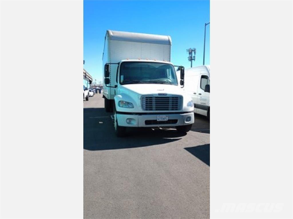 Freightliner M2 شاحنات ذات هيكل صندوقي
