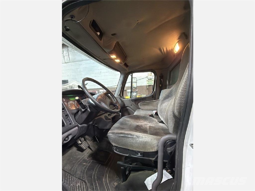 Freightliner M2 شاحنات بدرجة حرارة قابلة للضبط