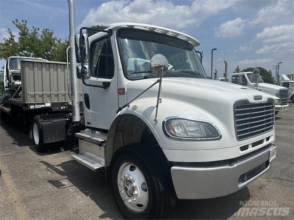 Freightliner M2 106 وحدات الجر