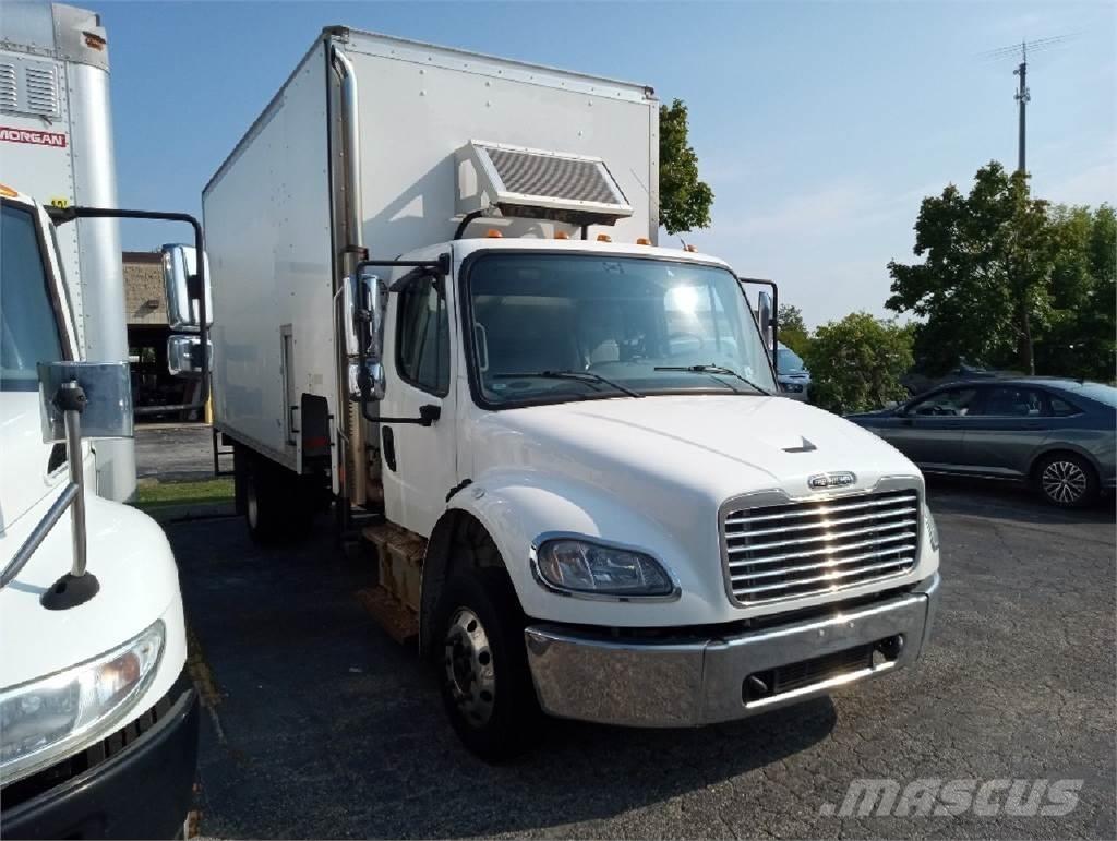 Freightliner M2-106 شاحنات ذات هيكل صندوقي