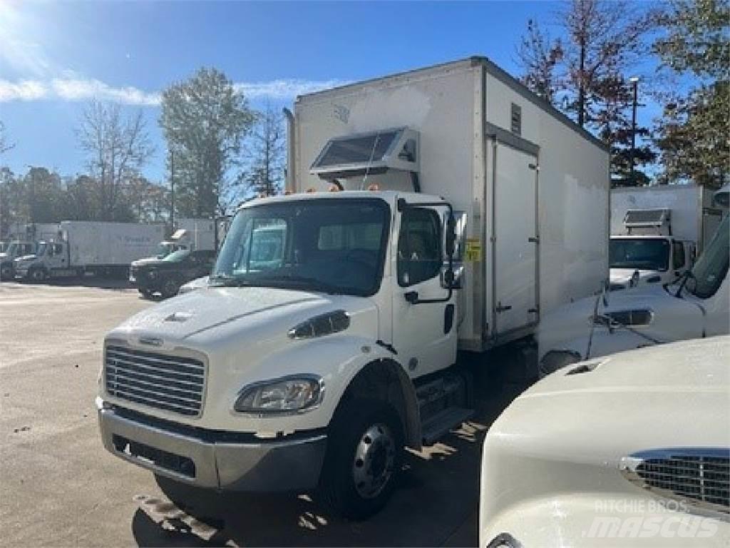 Freightliner M2-106 شاحنات ذات هيكل صندوقي