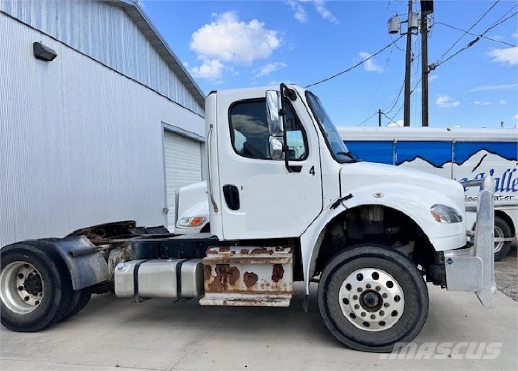 Freightliner M2 106 وحدات الجر