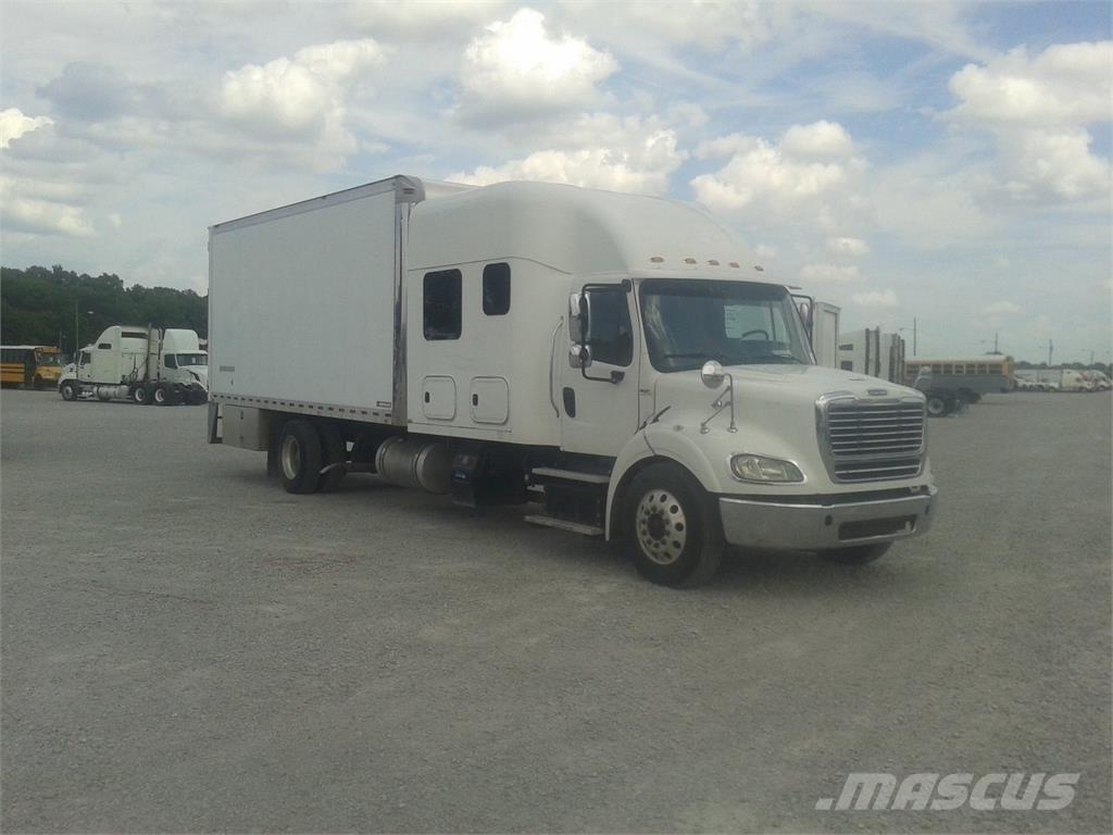 Freightliner M2-112 شاحنات ذات هيكل صندوقي
