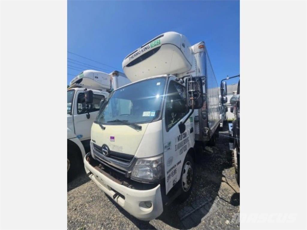 Hino 195 شاحنات بدرجة حرارة قابلة للضبط