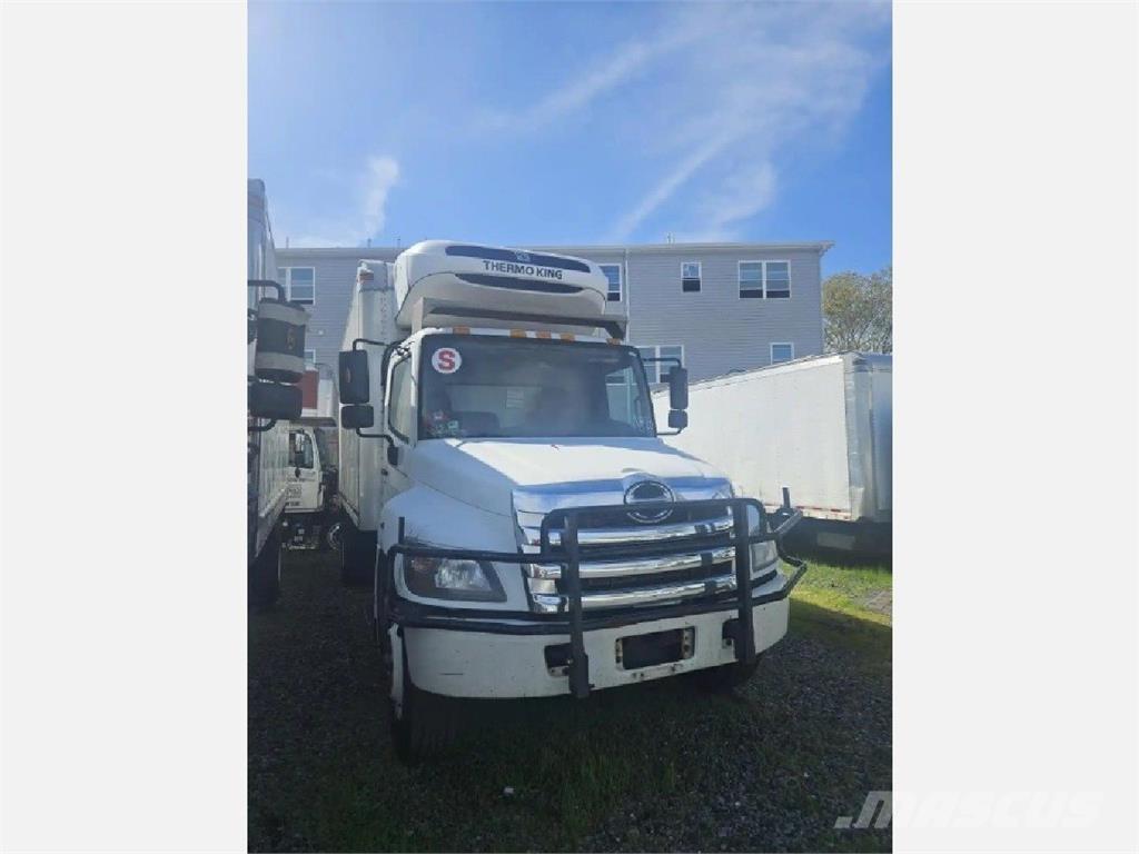Hino 268 شاحنات بدرجة حرارة قابلة للضبط
