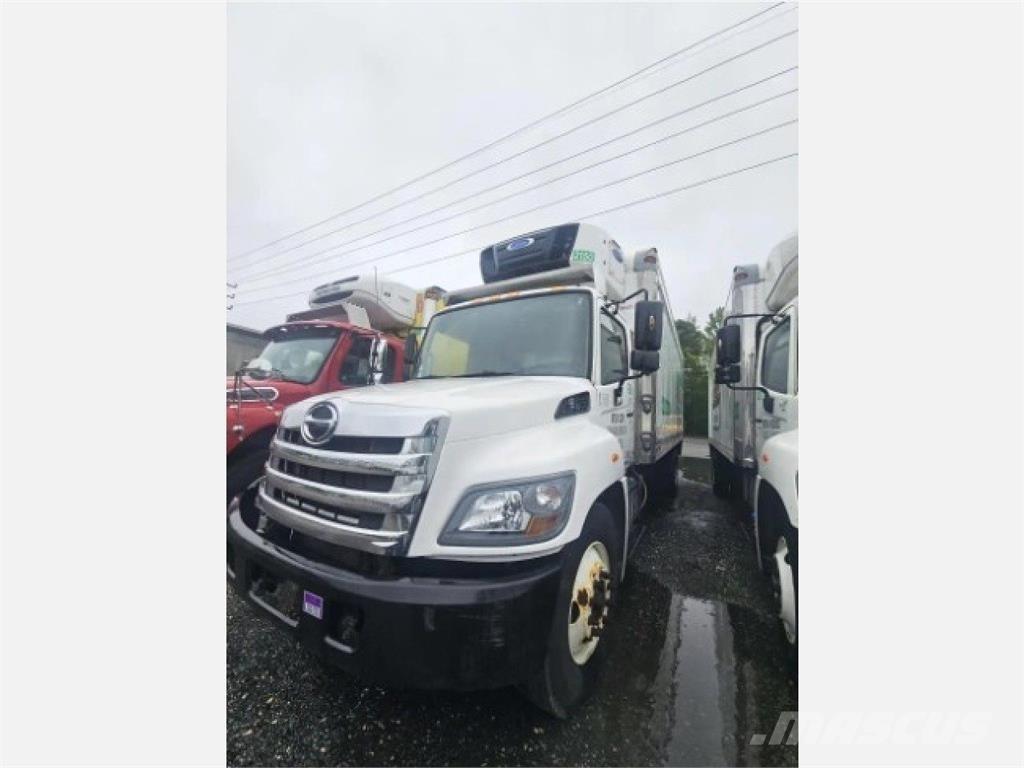 Hino 268 شاحنات بدرجة حرارة قابلة للضبط