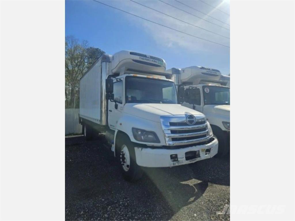 Hino 268 شاحنات بدرجة حرارة قابلة للضبط