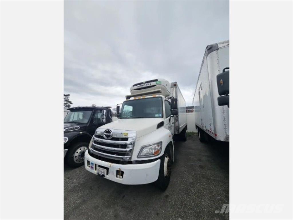 Hino 268 شاحنات بدرجة حرارة قابلة للضبط