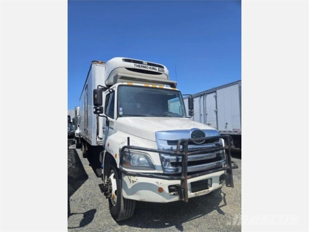 Hino 338 شاحنات بدرجة حرارة قابلة للضبط