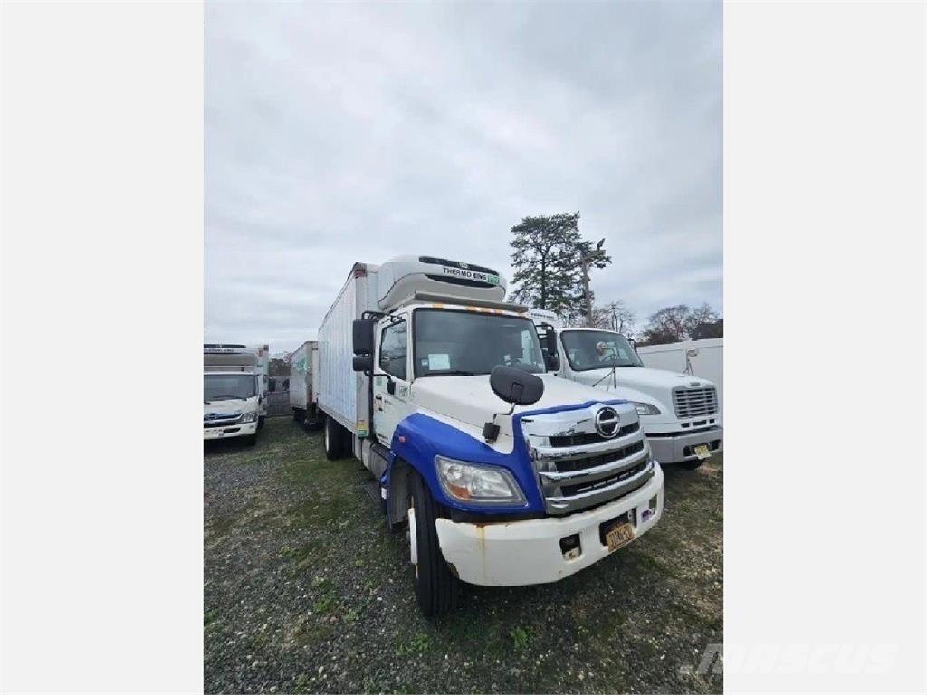 Hino 338 شاحنات بدرجة حرارة قابلة للضبط