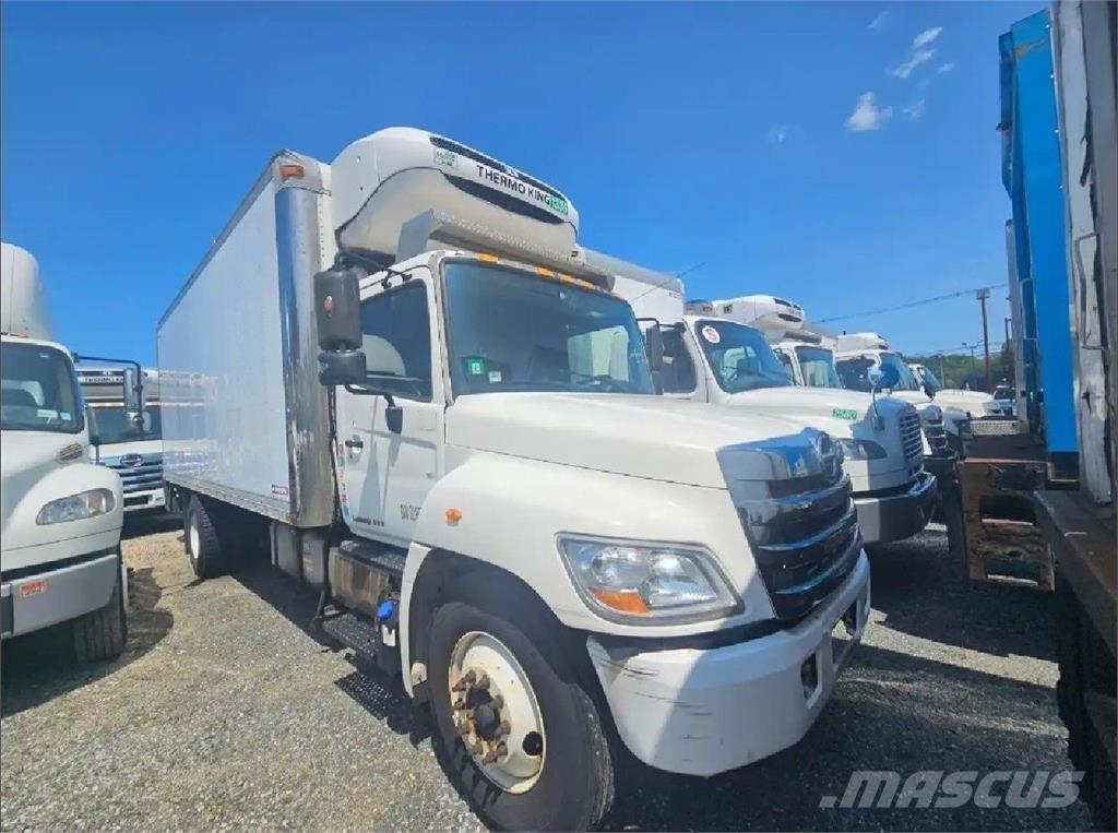 Hino 338 شاحنات بدرجة حرارة قابلة للضبط