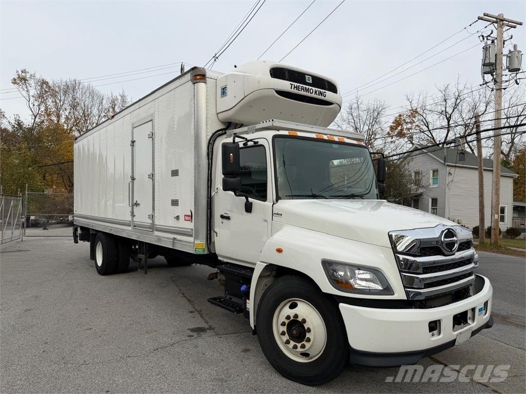 Hino L6 شاحنات بدرجة حرارة قابلة للضبط