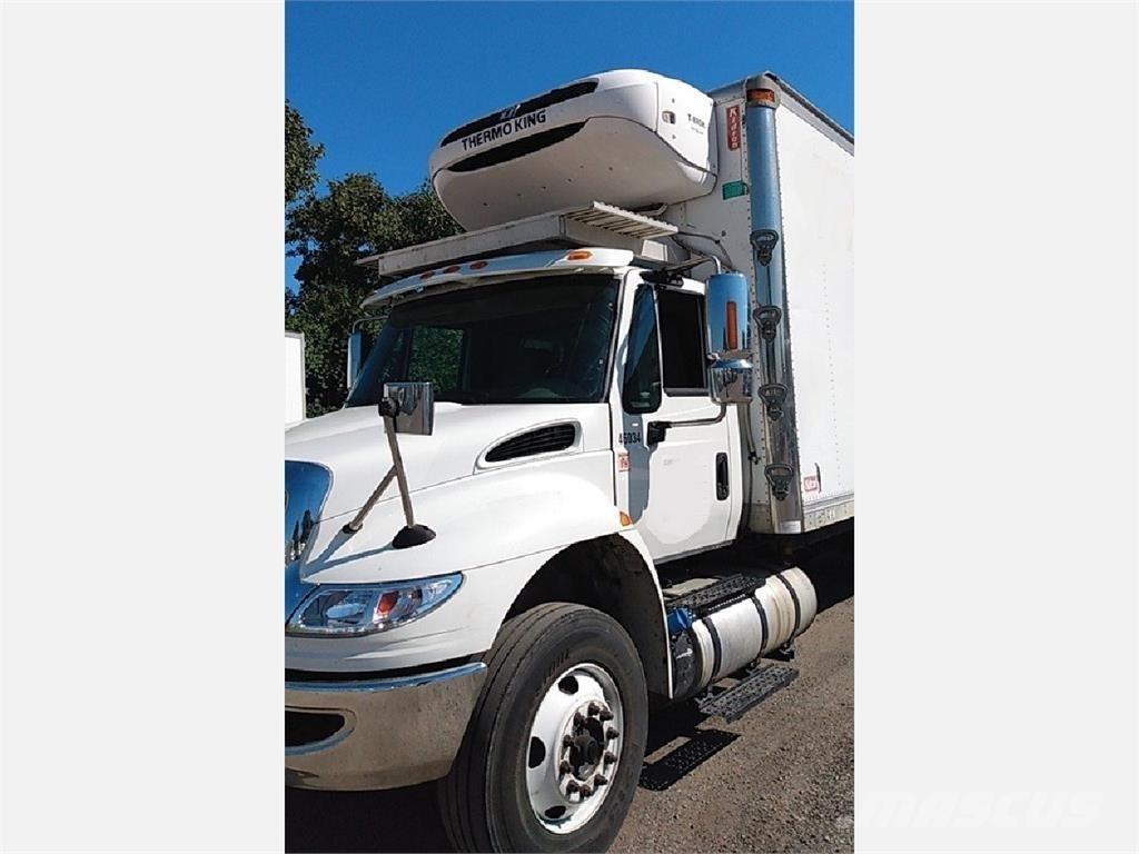 International 4300 شاحنات بدرجة حرارة قابلة للضبط