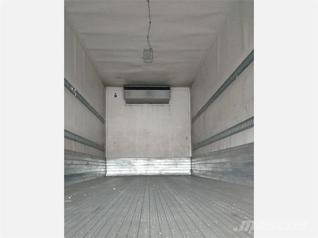 International 4300 شاحنات بدرجة حرارة قابلة للضبط