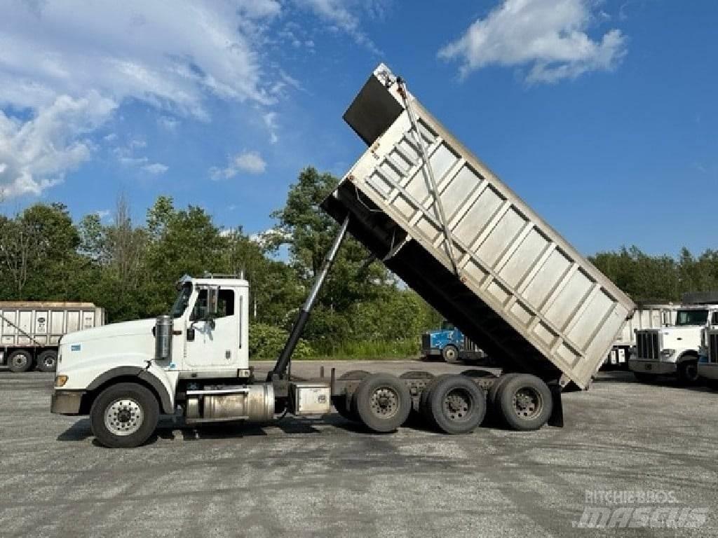 International 5900i شاحنات قلابة