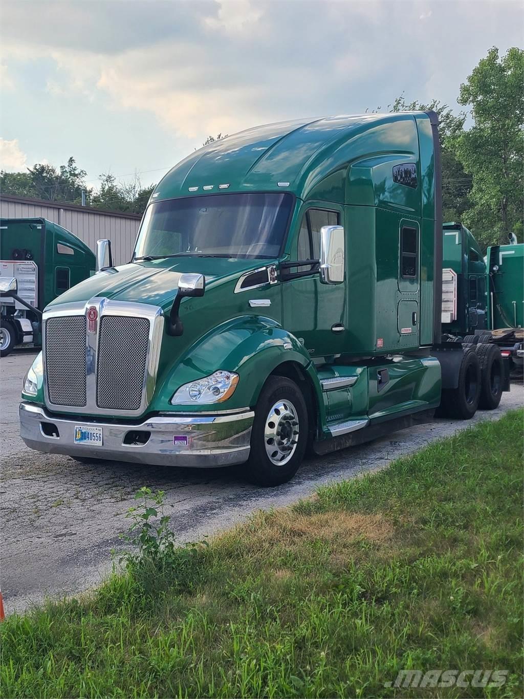 Kenworth T680 وحدات الجر