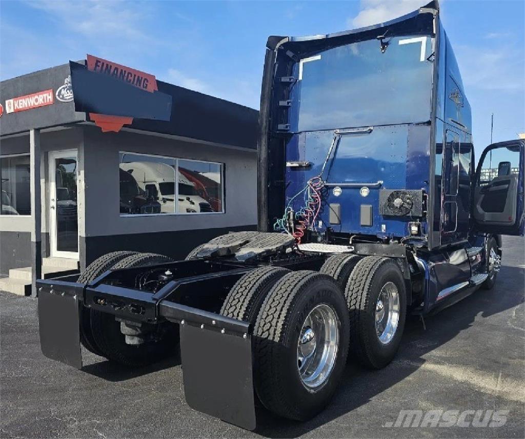 Kenworth T680 وحدات الجر