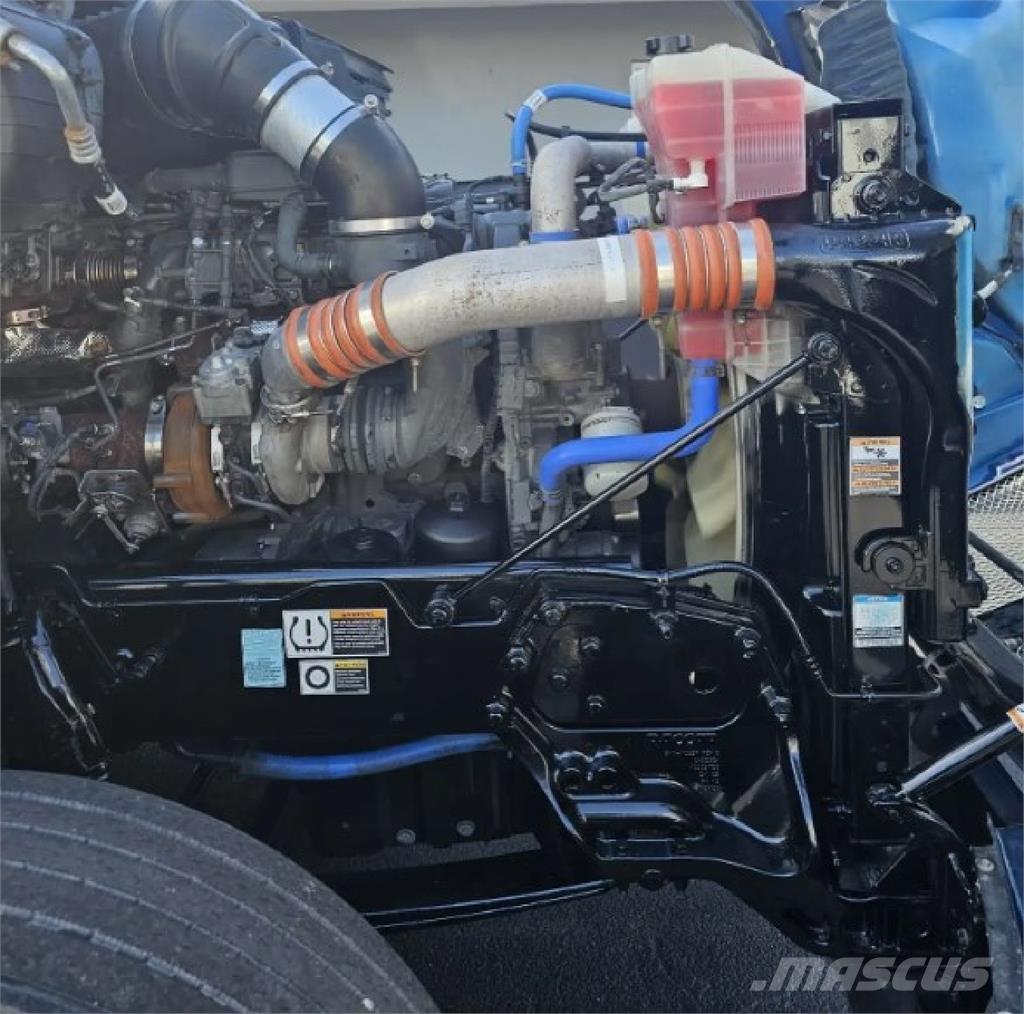 Kenworth T680 وحدات الجر