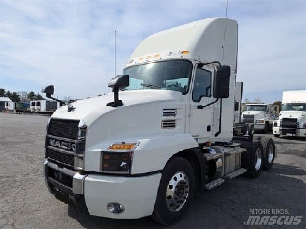 Mack AN64T وحدات الجر