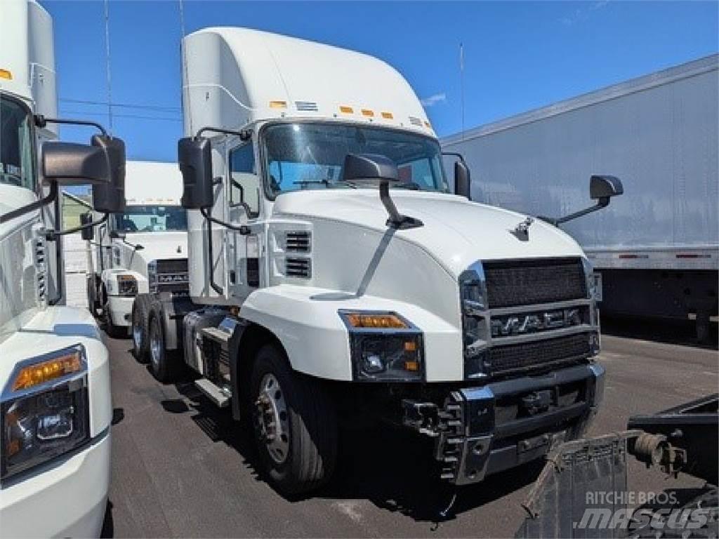 Mack AN64T وحدات الجر