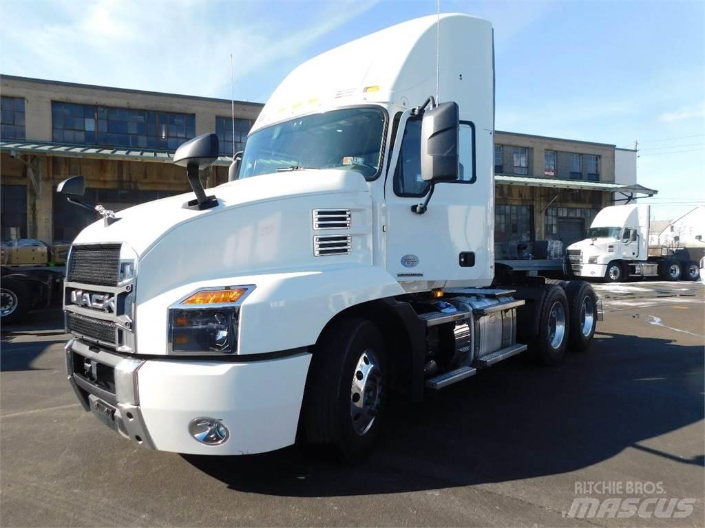 Mack AN64T وحدات الجر