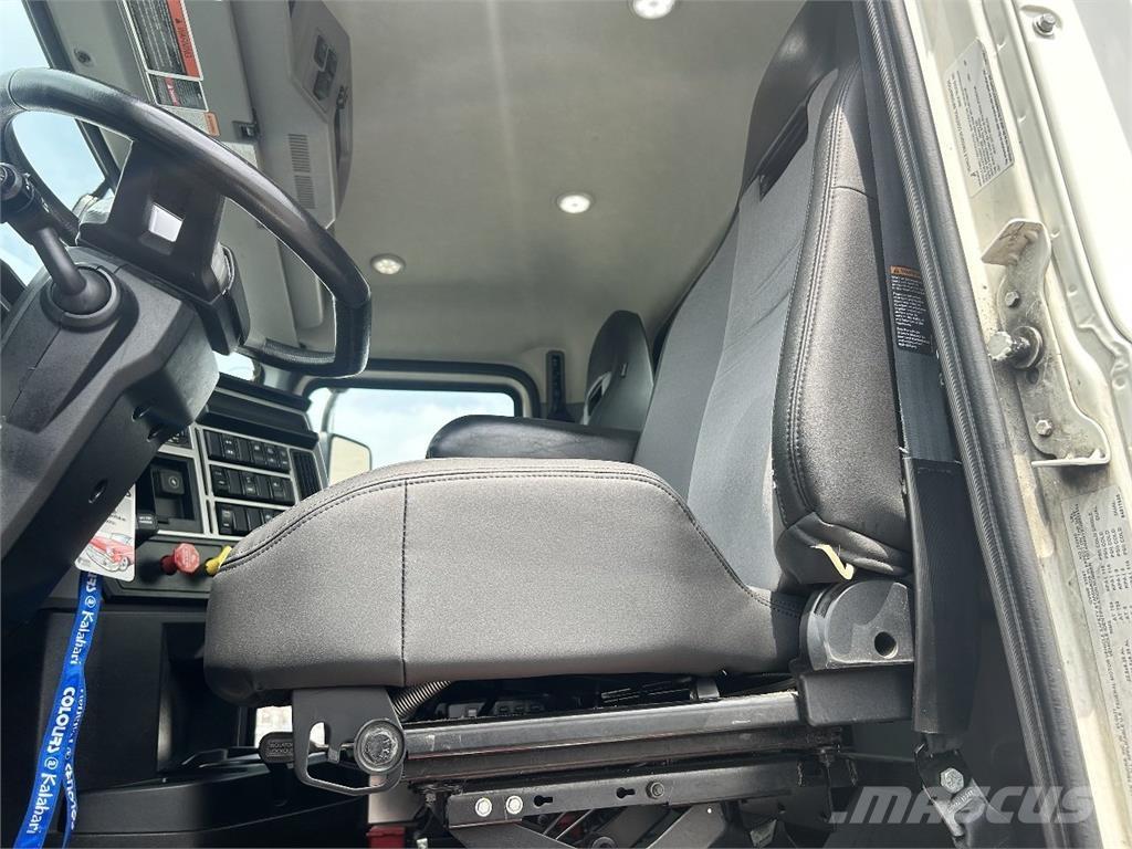 Mack AN64T وحدات الجر