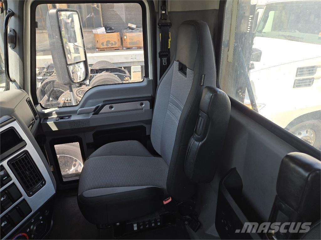 Mack AN64T وحدات الجر