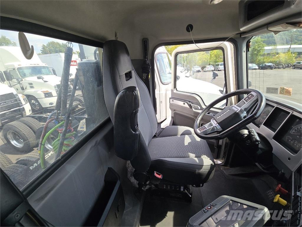 Mack AN64T وحدات الجر