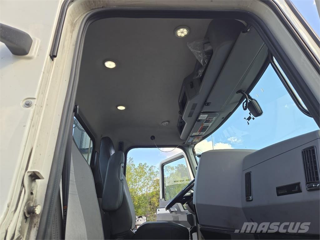 Mack AN64T وحدات الجر