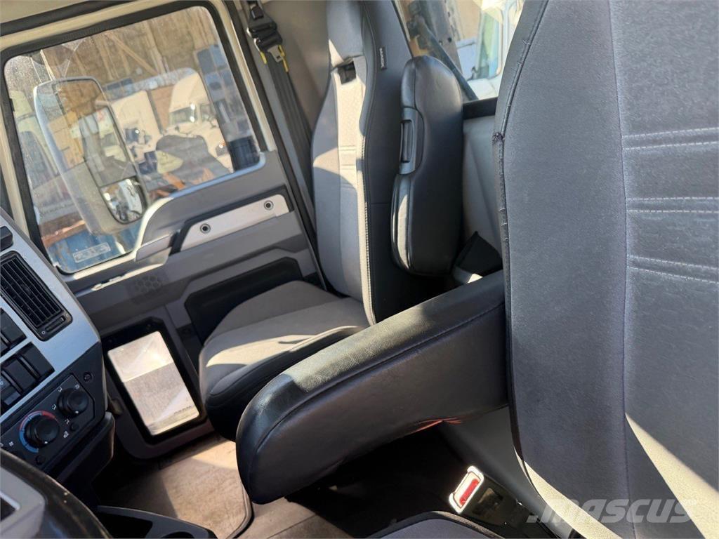 Mack AN64T وحدات الجر