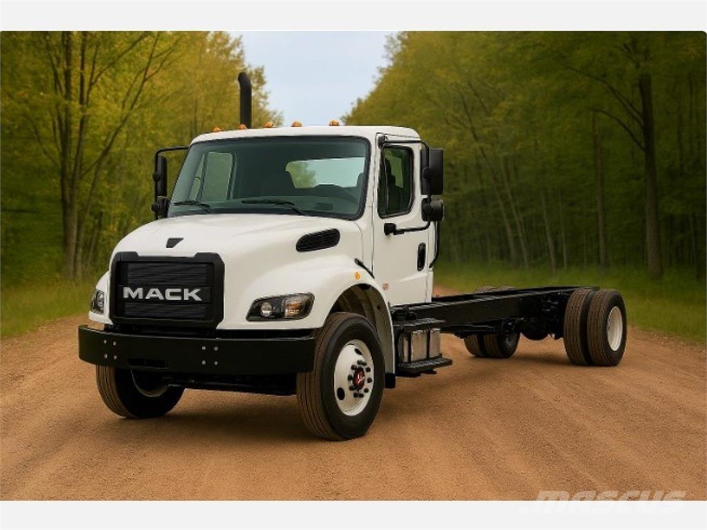Mack MD6 شاحنات بمقصورة وهيكل