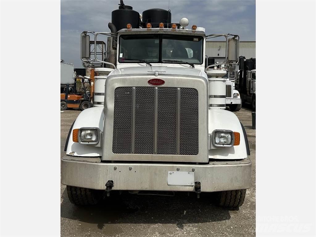 Peterbilt 367 شاحنات أخرى