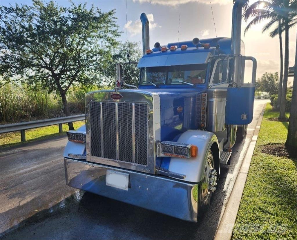 Peterbilt 379EXHD وحدات الجر