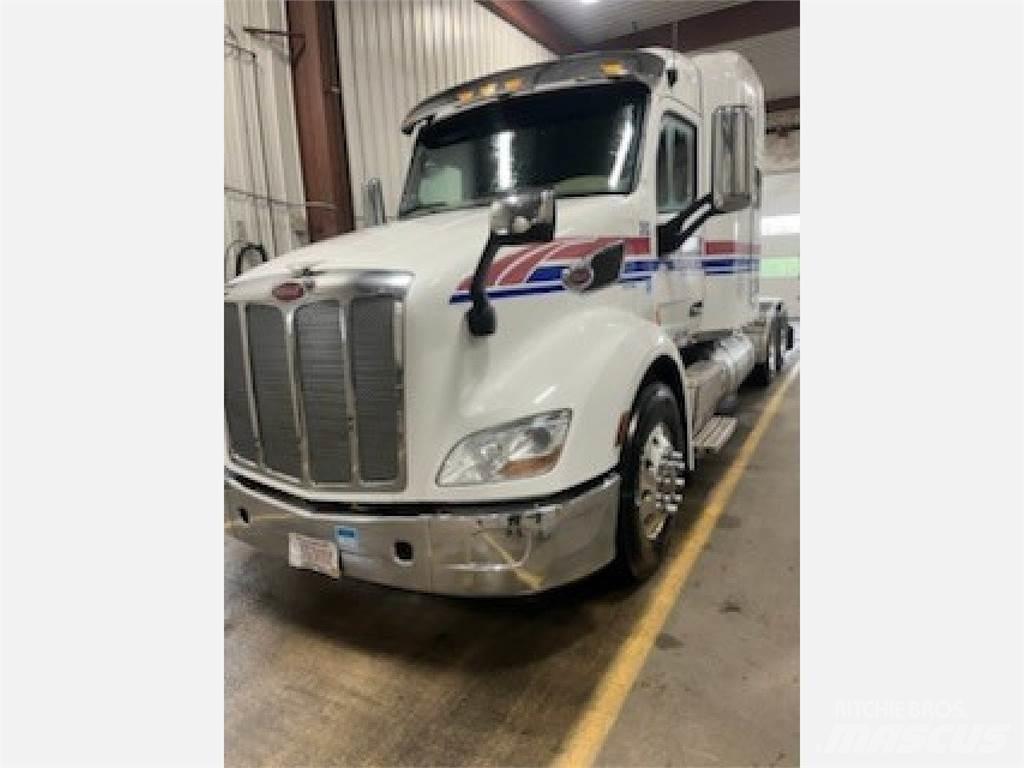 Peterbilt 579 وحدات الجر