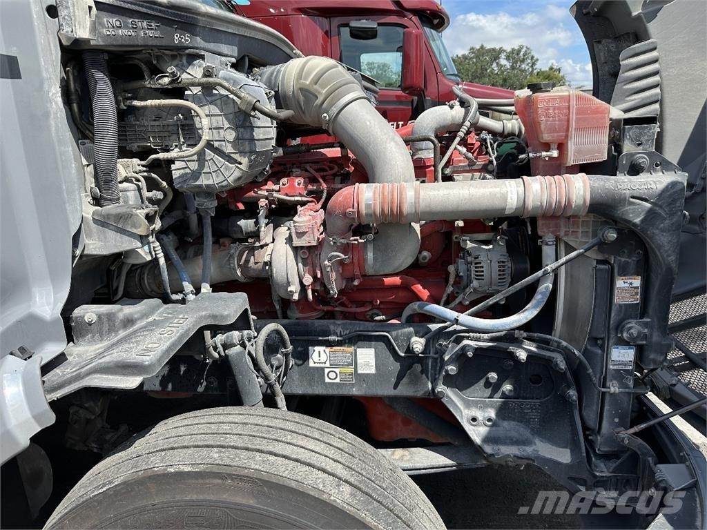 Peterbilt 579 وحدات الجر