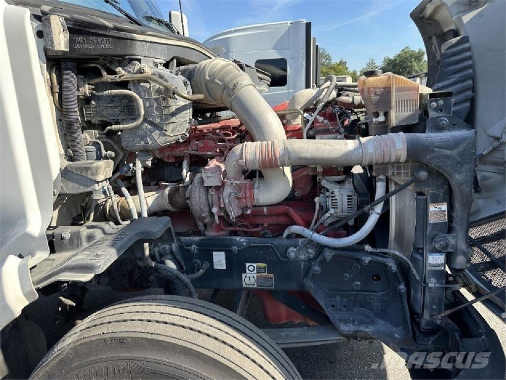 Peterbilt 579 وحدات الجر