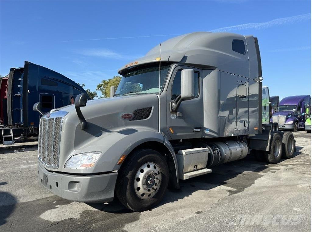 Peterbilt 579 وحدات الجر