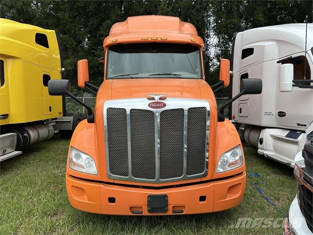 Peterbilt 579 وحدات الجر