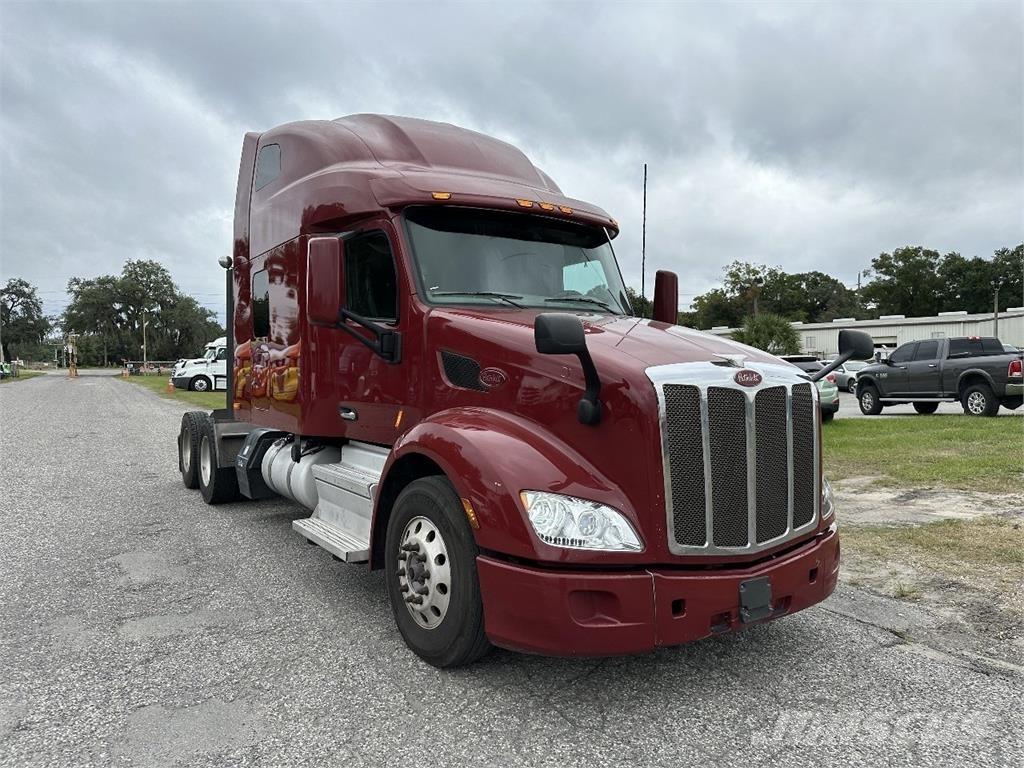 Peterbilt 579 وحدات الجر
