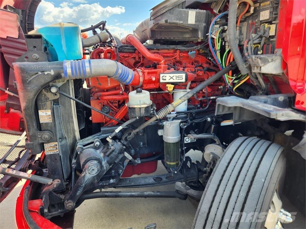 Peterbilt 579 وحدات الجر