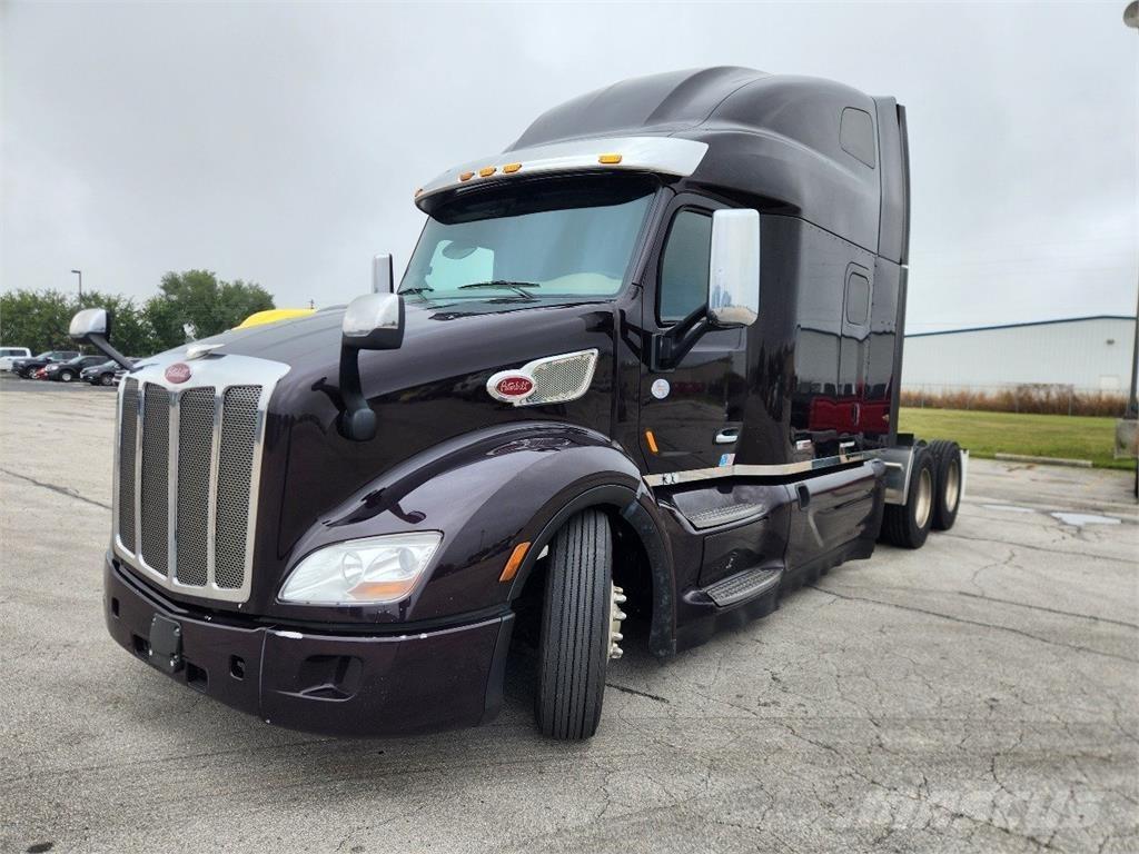 Peterbilt 579 وحدات الجر