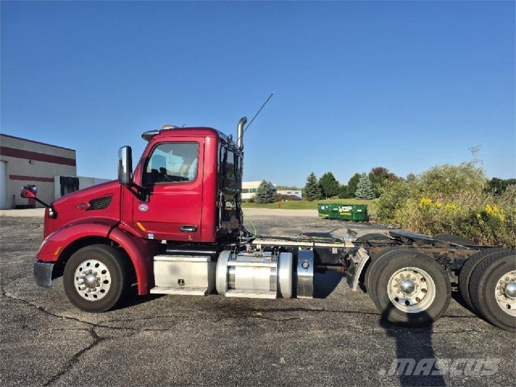 Peterbilt 579 وحدات الجر