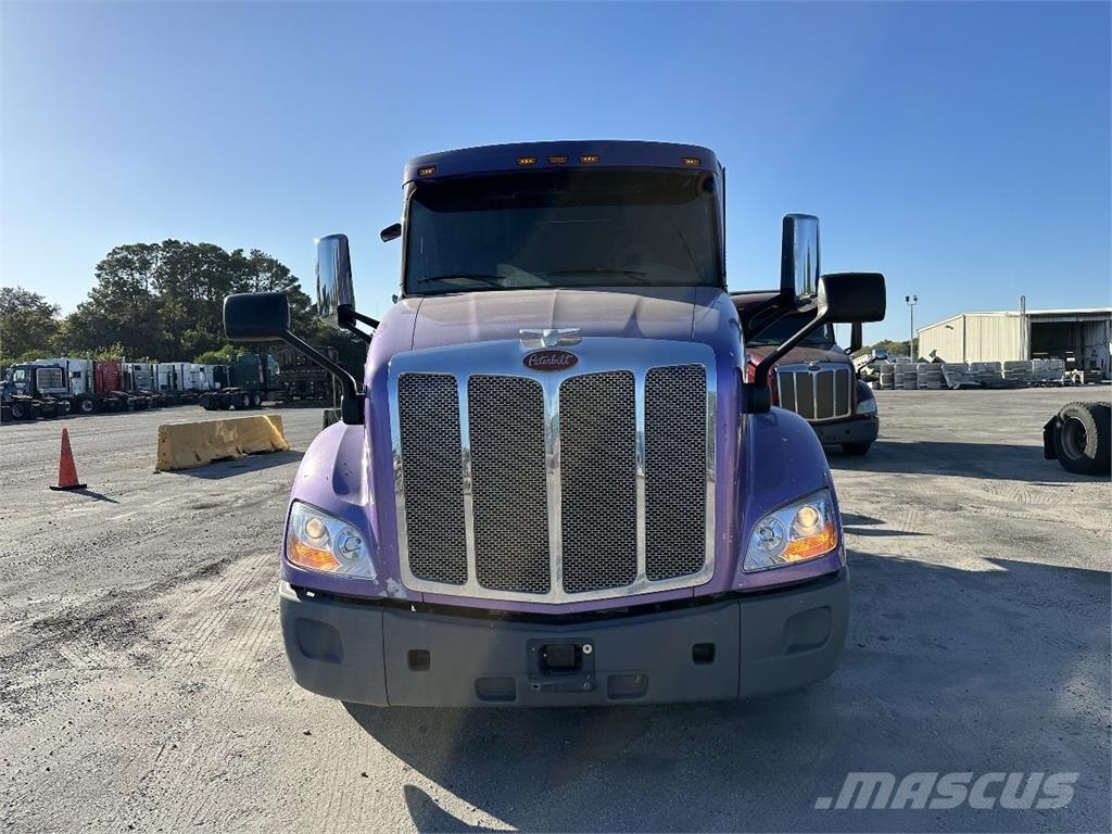 Peterbilt 579 وحدات الجر