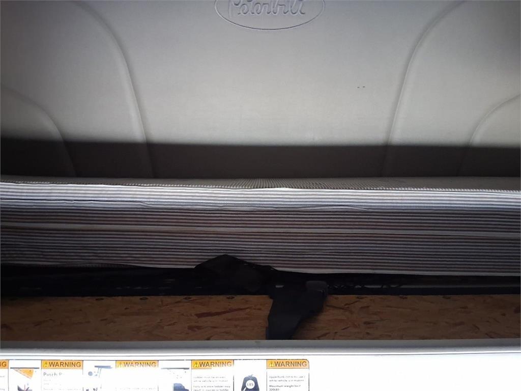 Peterbilt 579 وحدات الجر