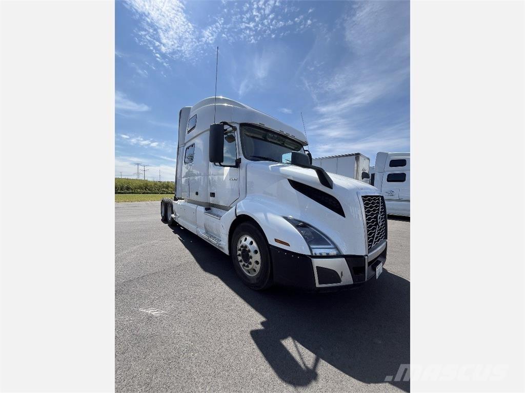 Volvo VNL860 وحدات الجر
