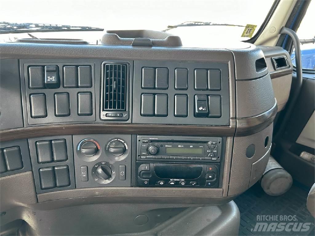 Volvo VNM64T200 شاحنات بدرجة حرارة قابلة للضبط