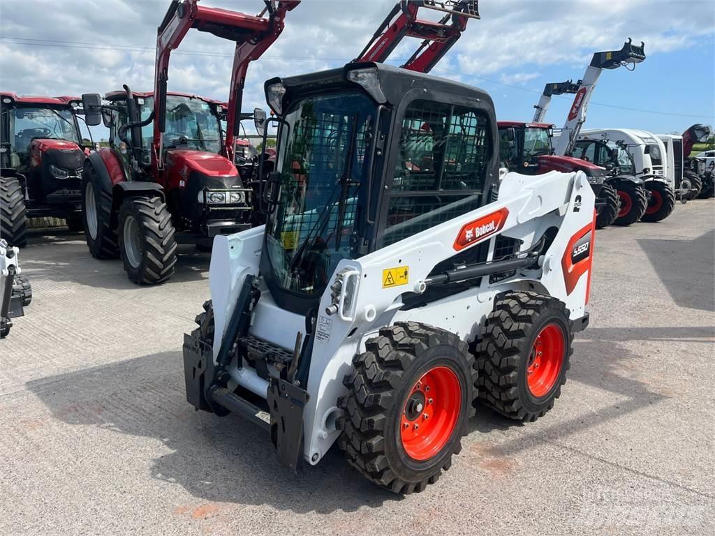 Bobcat S550 لوادر انزلاقية التوجيه