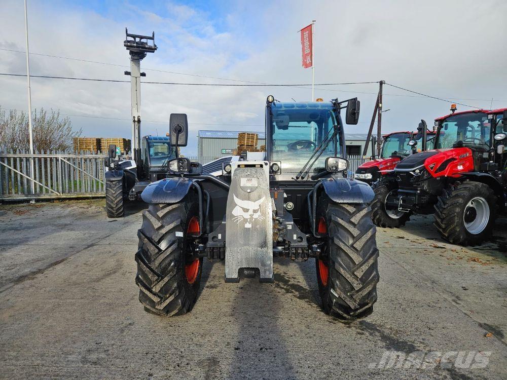 Bobcat TL30.60 مناولات متداخلة